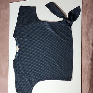 Michael Kors Women's Short Sleeve Blouse. Black and Green Color. Size XS